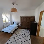 Haus Am See Fuer Handwerker Und Messegaeste