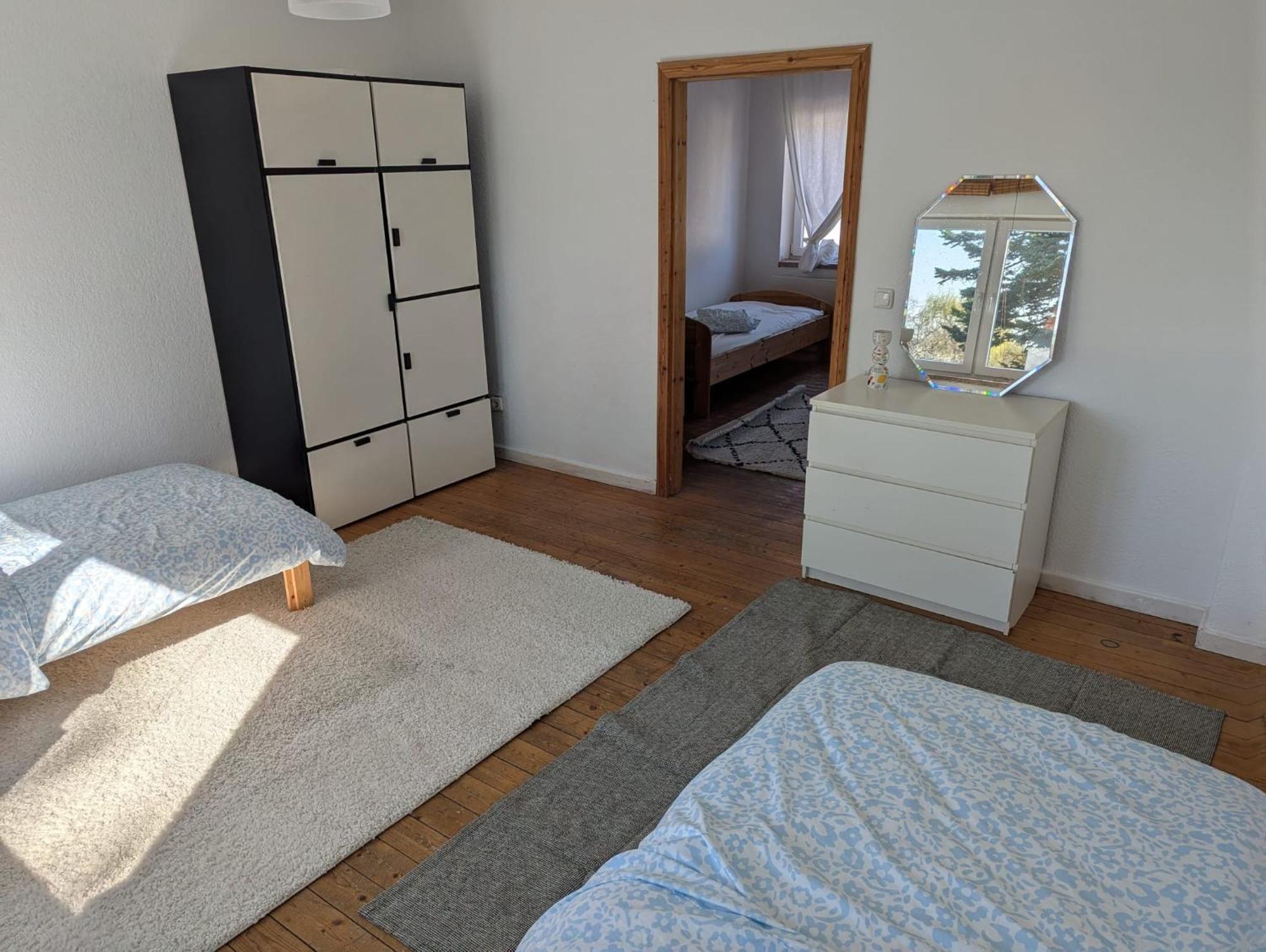 Haus Am Fuer Handwerker Und Messegaeste Apartment